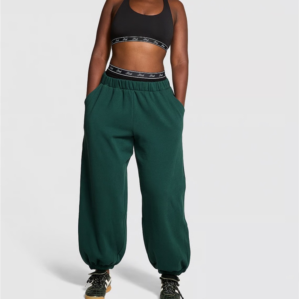 PINK CAMPUS FLEECE™ OVERSIZED SWEATPANTS NWT